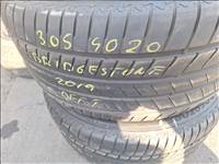  305/40/20" def.tűrő Bridgestone nyári gumi 