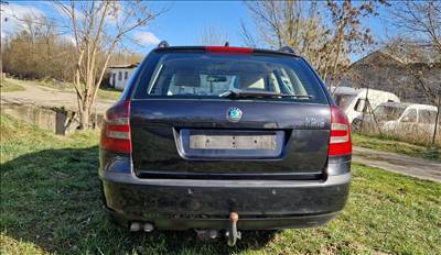 Skoda Octavia II kombi hátsó lámpák