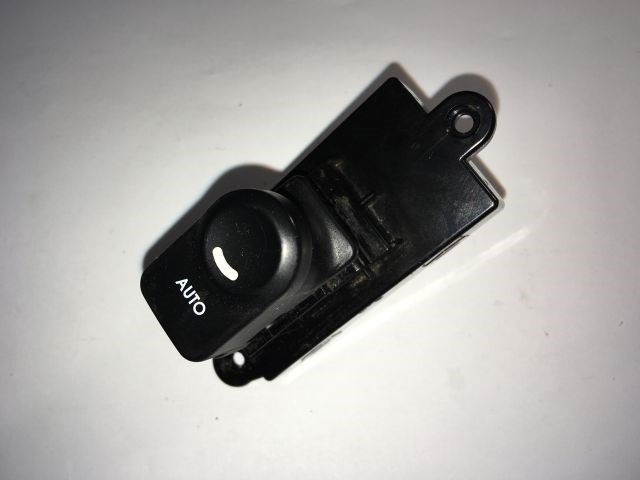 HYUNDAI I30 Bal hátsó Ablakemelő Kapcsoló 1. kép