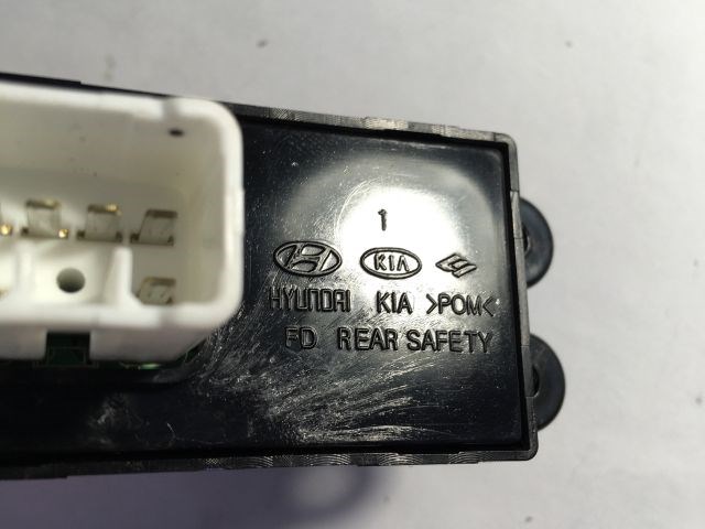 HYUNDAI I30 Bal hátsó Ablakemelő Kapcsoló 3. kép
