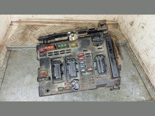 Citroën C8 I Biztosítéktábla Motortér *144898* 9650663880