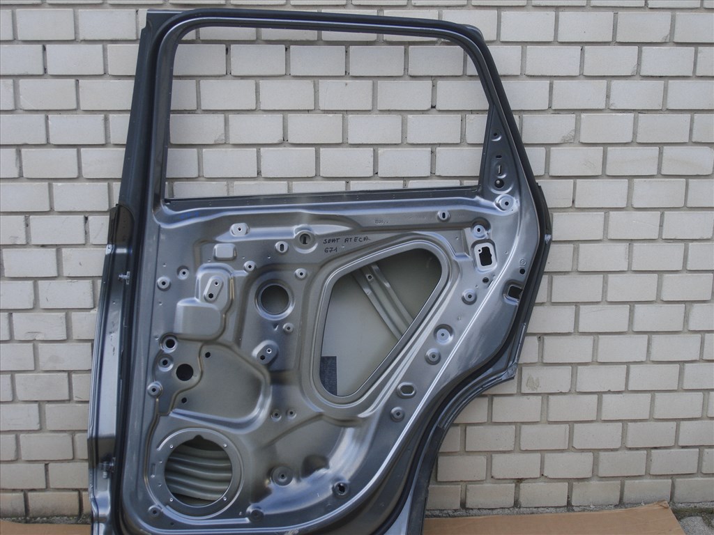 Seat Ateca Jobb hátsó Ajtó 575833312 2016-tól 4. kép