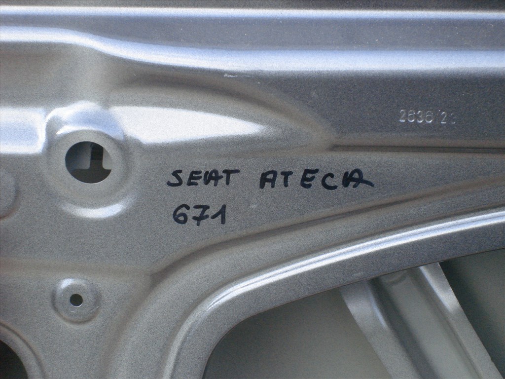 Seat Ateca Jobb hátsó Ajtó 575833312 2016-tól 5. kép
