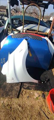 Hyundai H-1 Travel Jobb első sárvédő 