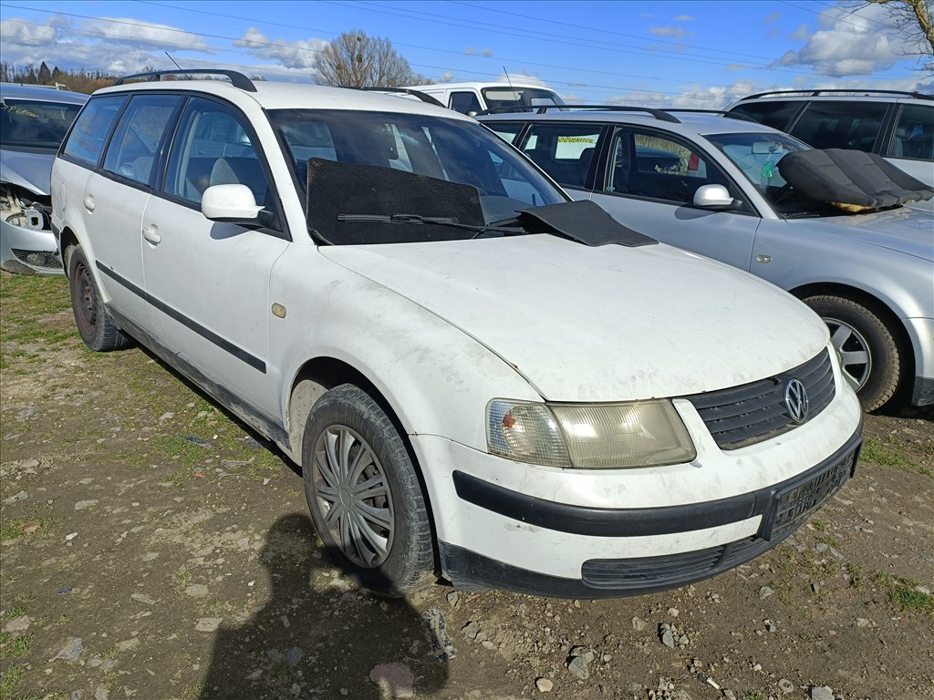 Volkswagen Passat B5 Variant 1.9 TDI motor AJM kóddal, 304616km-el eladó ajm19tdi lb9a 2. kép