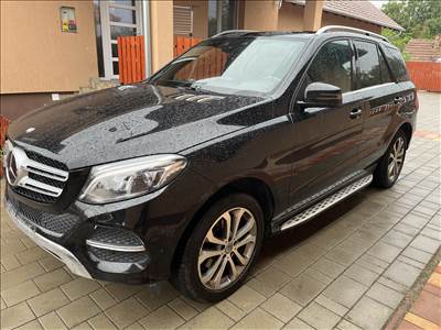 Mercedes GLE-osztály (W166) bontott alkatrészei