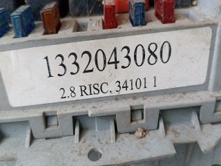 Fiat Ducato II Biztosítéktábla Motortér *96933* 1332043080 3. kép