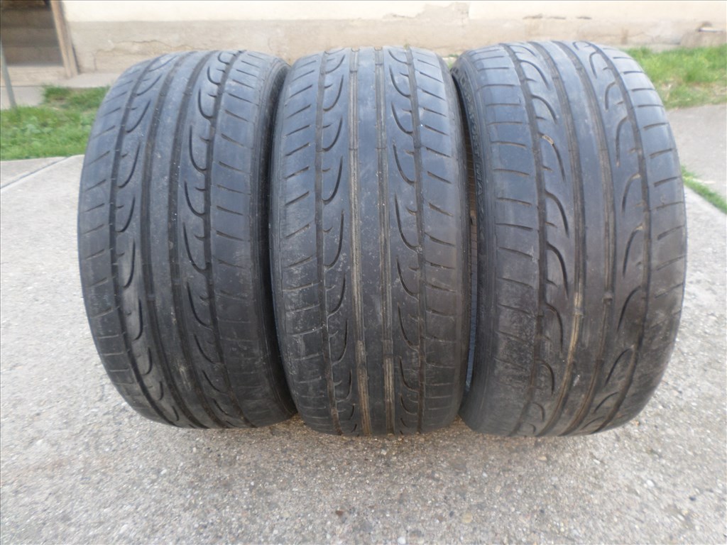  225/3519" használt Dunlop nyári gumi gumi 2. kép