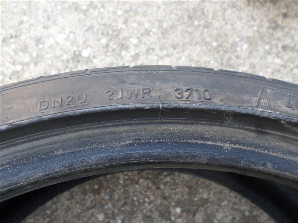  225/3519" használt Dunlop nyári gumi gumi 7. kép