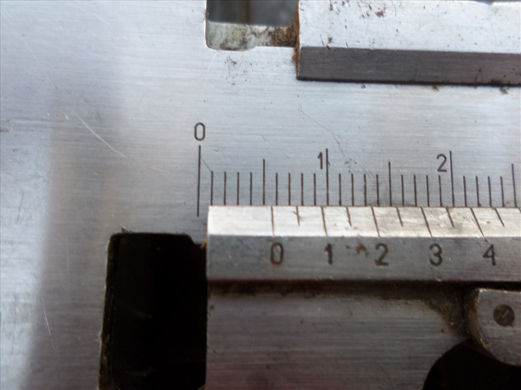  225/3519" használt Dunlop nyári gumi gumi 9. kép