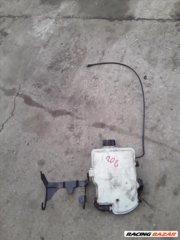 Gokart Kiegyenlítő Tartály Konzollal 4. kép
