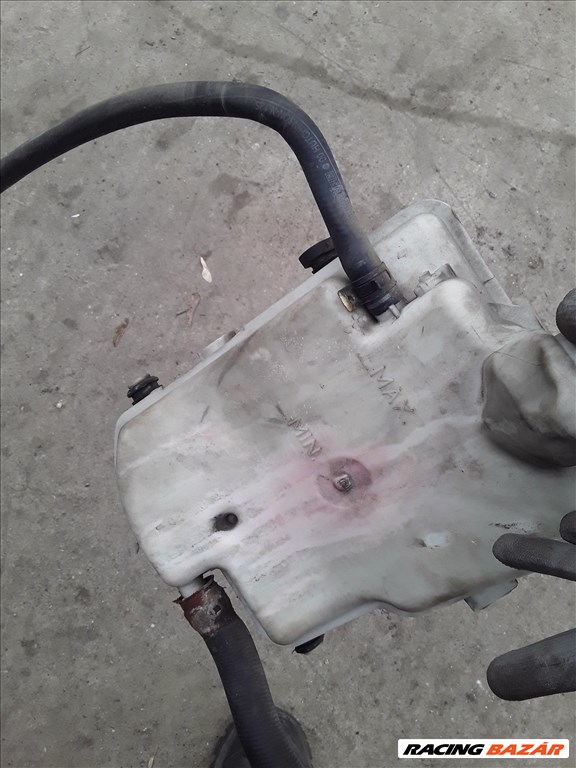 Gokart Kiegyenlítő Tartály Konzollal 6. kép