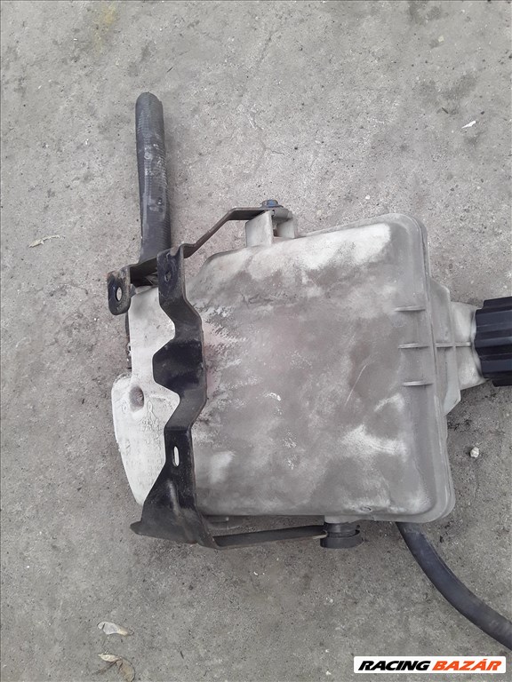 Gokart Kiegyenlítő Tartály Konzollal 9. kép