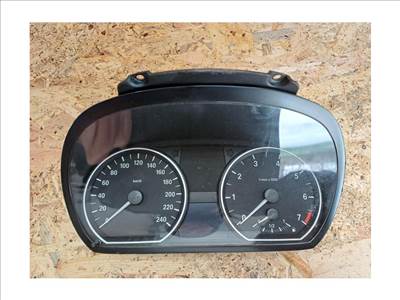 BMW 1 E81 E82  E87 (2005-2011) 1.6 Benzines Kilométeróra 