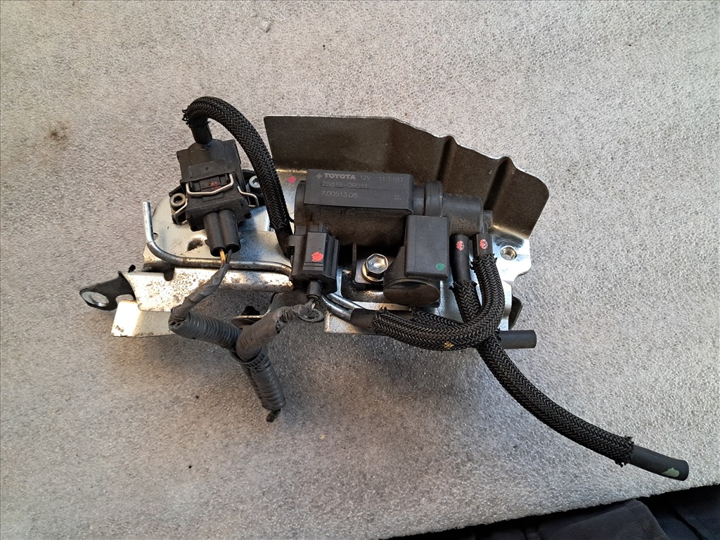 Toyota Verso 2.0 d4 1AD turbónyomás szabályzó szelep  258190r011 1. kép