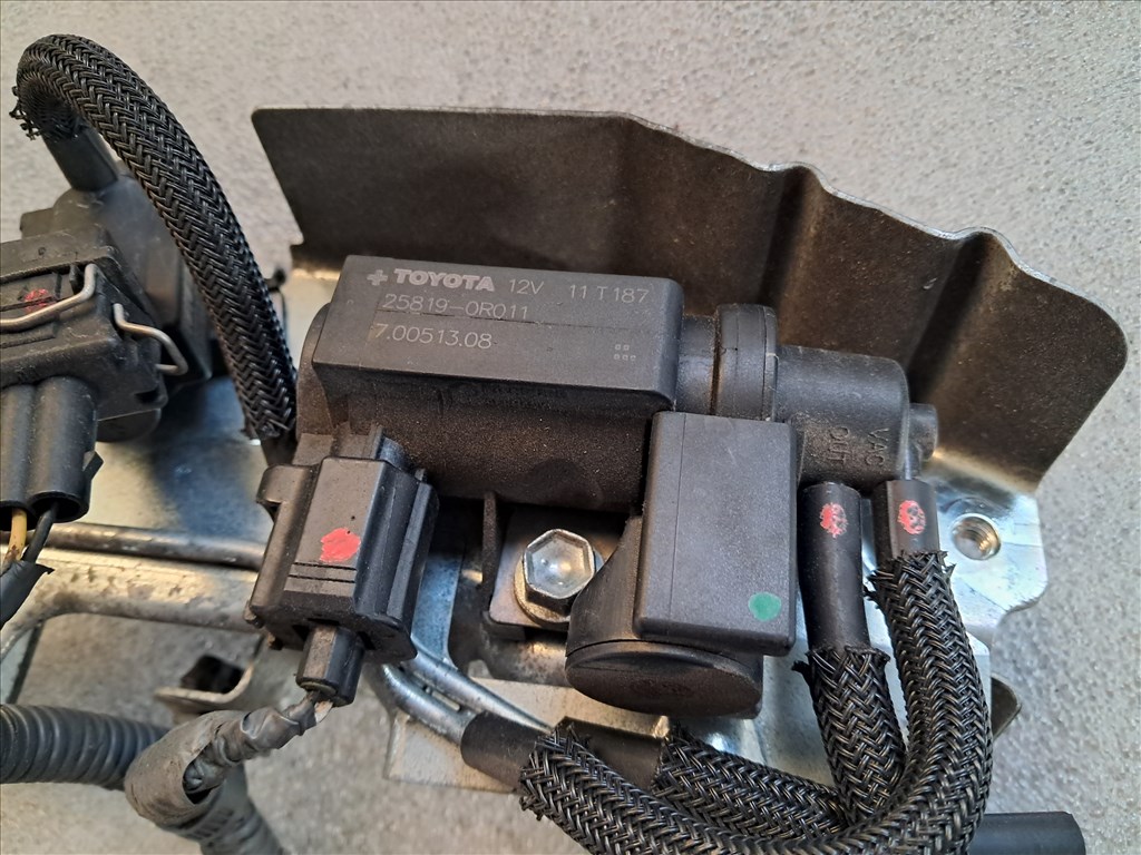 Toyota Verso 2.0 d4 1AD turbónyomás szabályzó szelep  258190r011 2. kép