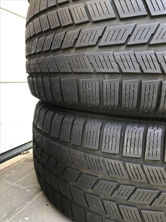  Pirelli Scorpion 255/55 18" R18 használt téli gumi 2. kép