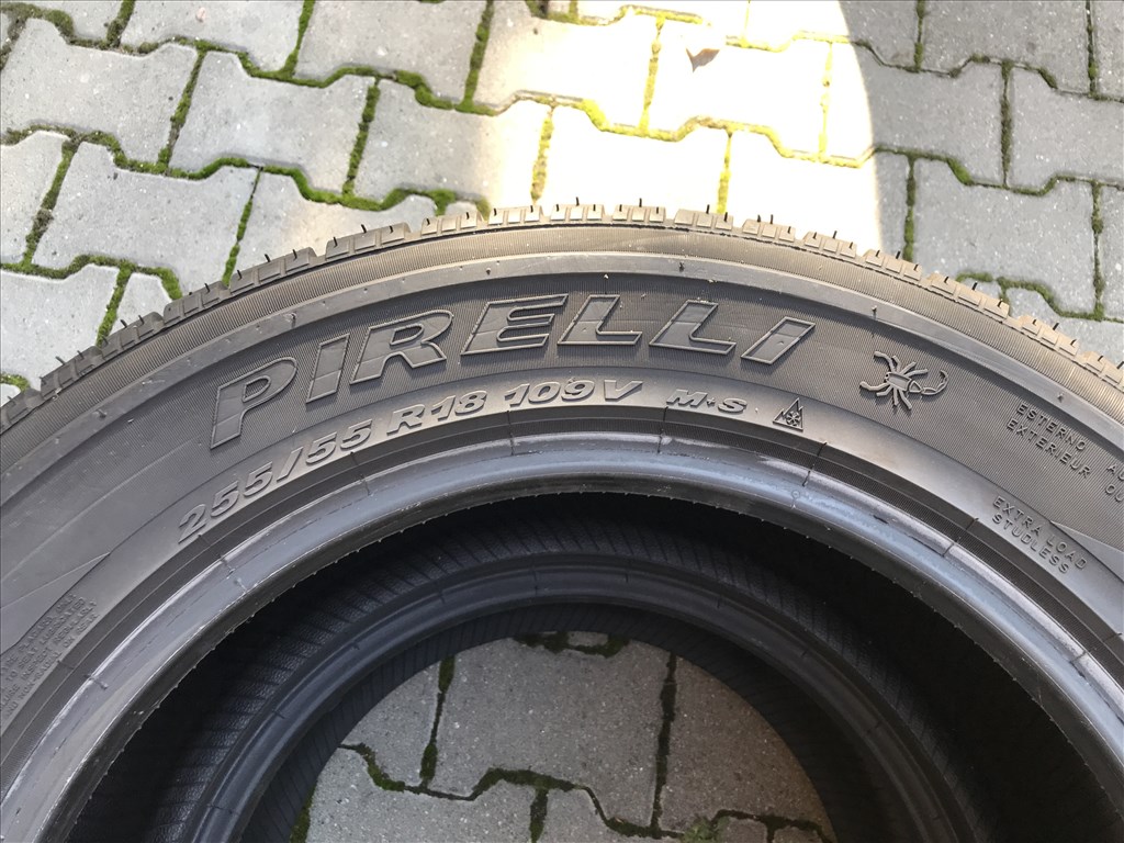  Pirelli Scorpion 255/55 18" R18 használt téli gumi 5. kép