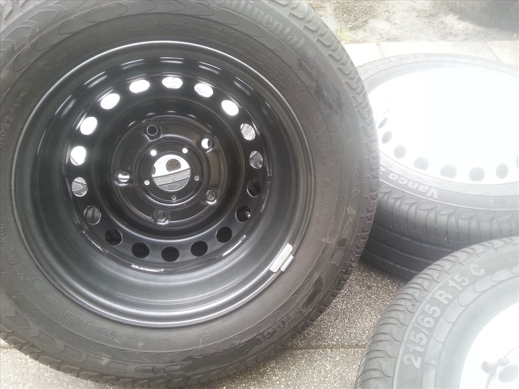  5x160 lyukosztású gyári Ford Turneo Custom lemezfelni, rajta 215/65R15C Continental nyári gumi  8. kép