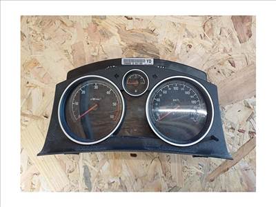 Opel Zafira B (2005-2014) 1.9Cdti Diesel Kilométeróra 