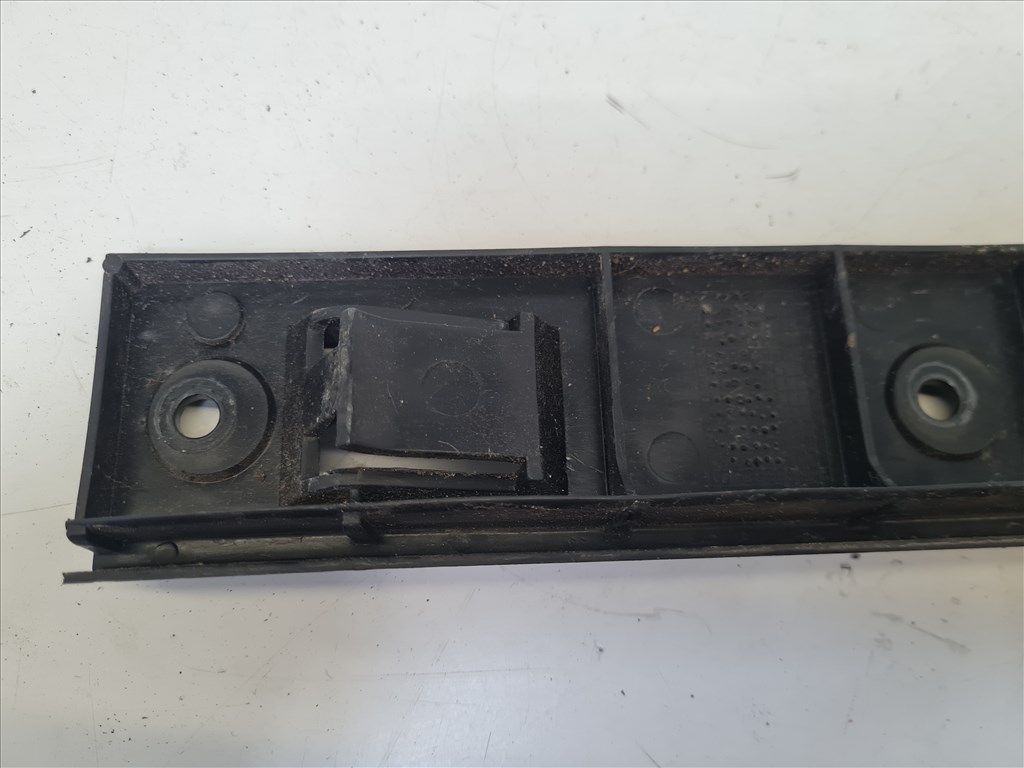 Volkswagen Golf IV jobb első lökhárító vezető (18346) 1j0807184a 5. kép