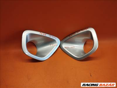 Dacia Duster ködlámpa takaró párban (M.12.409)