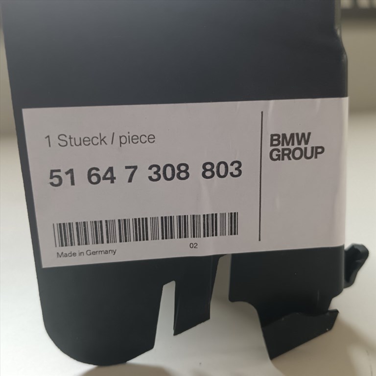 (GYÁRI ÚJ) BMW Rögzítő panel 1' F20 + LCI / F21 + LCI / 2' F22 + LCI / F23 + LCI / F87 M2 + LCI / 3' F30 + LCI / F31 + LCI / F34 GT + LCI / F35 + LCI / F80 M3 + LCI/ 4' F32 + LCI / F33 + LCI /F36 + LCI / F82 M4 + LCI / F83 M4 + LCI 2. kép