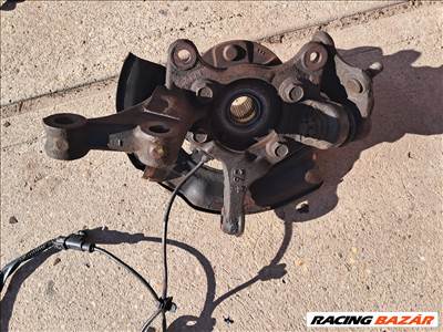 Toyota Avensis T270 1.6 diesel Bal első csonkállvány 