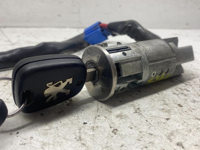 PEUGEOT 206 Gyújtáskapcsoló 3. kép