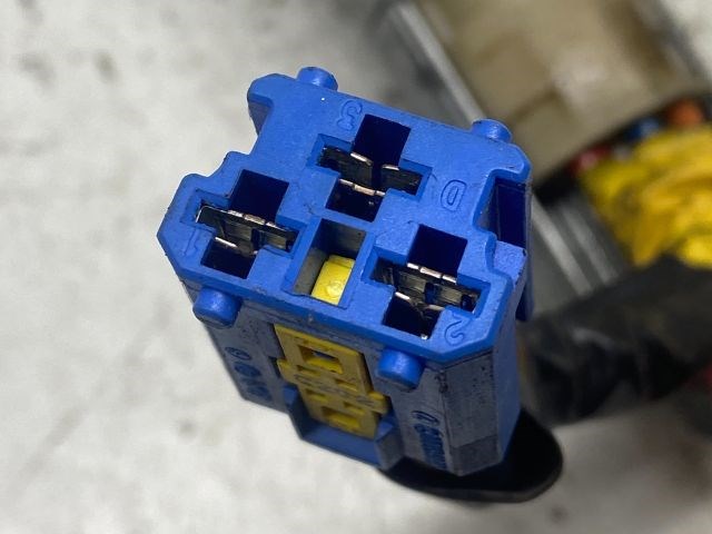 PEUGEOT 206 Gyújtáskapcsoló 8. kép