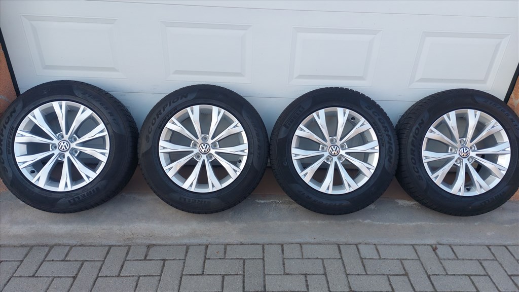 2.Gyári, VW Tiguán II. 5NA  /Montana/17" alufelni 5x112  téli  gumikkal 6. kép