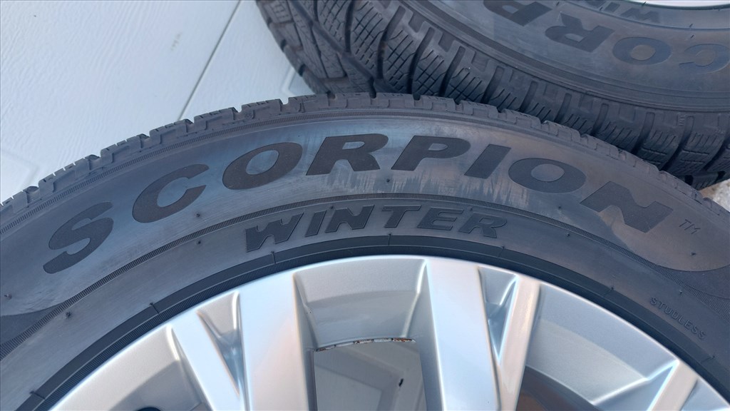 2.Gyári, VW Tiguán II. 5NA  /Montana/17" alufelni 5x112  téli  gumikkal 9. kép