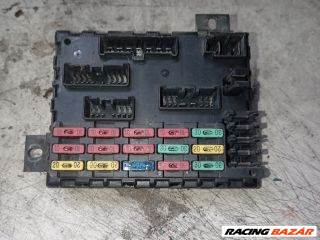 Fiat Bravo, Brava Biztosítéktábla Utastér *122597* 46443389