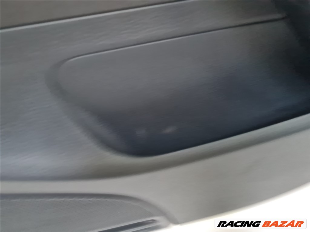 Volkswagen Polo V jobb hátsó ajtókárpit (17486) 6r6867212 4. kép