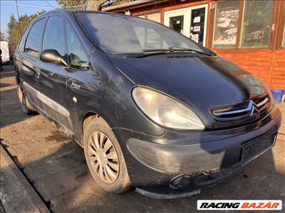 Citroën Xsara Picasso 1.8i bontott alkatrészei