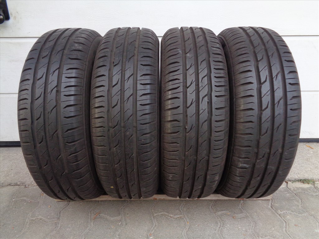 Semperit 185/65R15 nyári gumi újszerű állapotban eladó.  1. kép