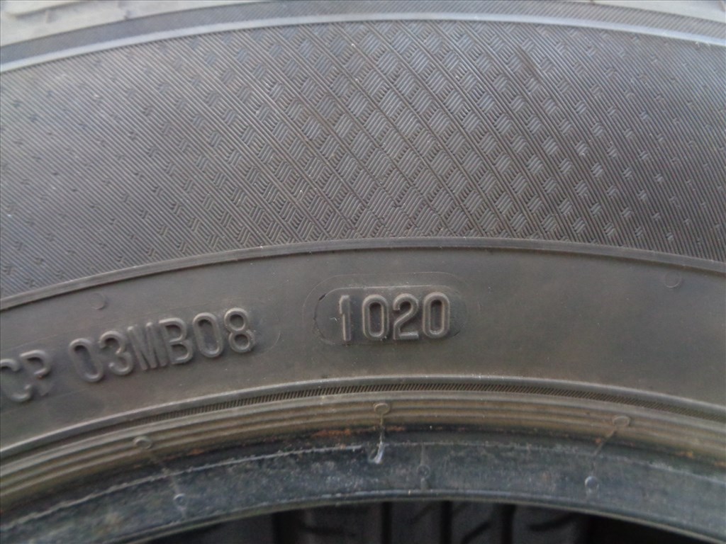 Semperit 185/65R15 nyári gumi újszerű állapotban eladó.  7. kép