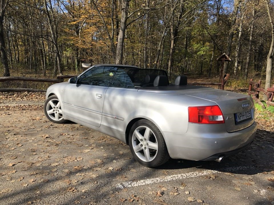 Eladó Audi A4 Cabriolet 3.0 V6 MultItronic gyári szép szervizelt kedvező áron eladó. 7. kép