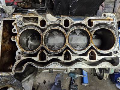 BMW E46 318i N42 N42B20A fûzött motorblokk blokk motor