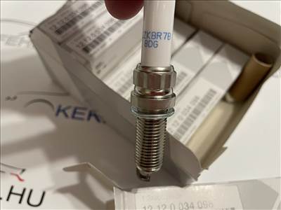 MINI gyújtógyertyák (Cooper S, JCW), gyári új (R55 R56 R57 R58 R59) 12120034098