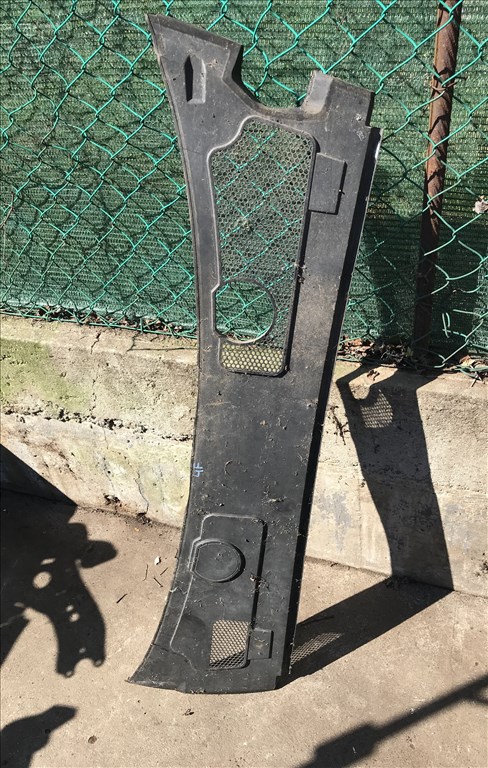 Audi A6 (C6 - 4F) levélrács  4f1819447 1. kép