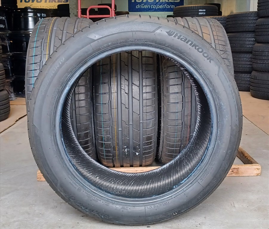 Új Hankook Ventus 255/45 R19 285/40 R19 nyári gumik 135e./4db 3. kép