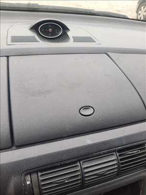 Ford Galaxy 1.9pdtdi rekesz, csomagtér roló, akksifedél eladó!