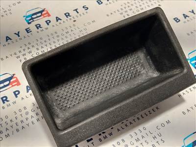 BMW E36 fekete középkonzol tároló betét