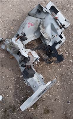 Opel Combo D, Fiat Doblo II bal első nyúlvány