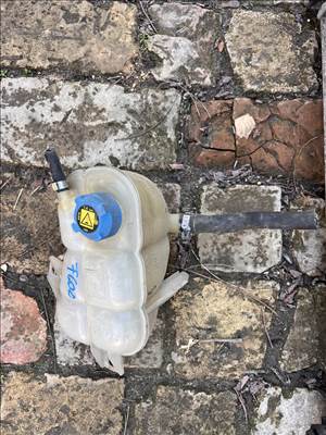 Fiat Seicento Kiegyenlítő tartály 