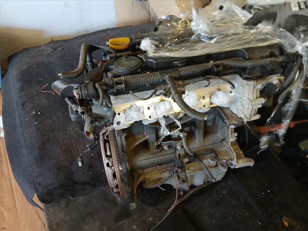 Opel Corsa D 1.4 A14xer motor  1. kép