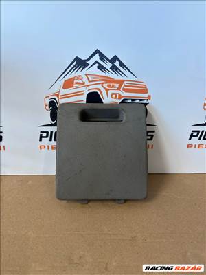 Biztosítéktartó fedél Mitsubishi L200