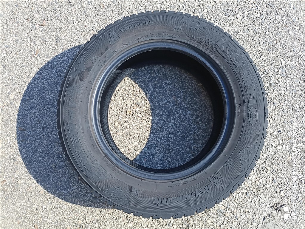 215/65 R16" Kumho használt téli garnitúra 3. kép