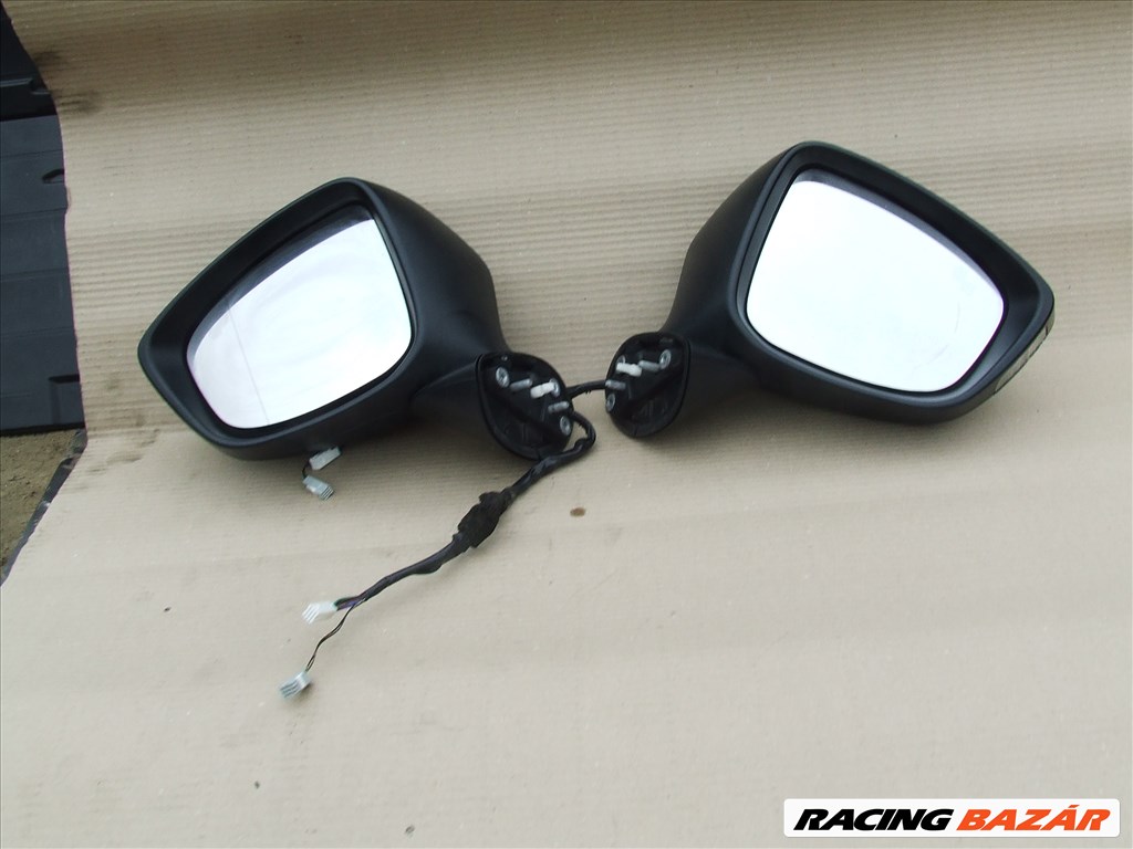 Mazda CX-5 (KE) bontott alkatrészei 11. kép